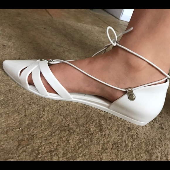 White plastic lace up sandal - Picture 2 of 4